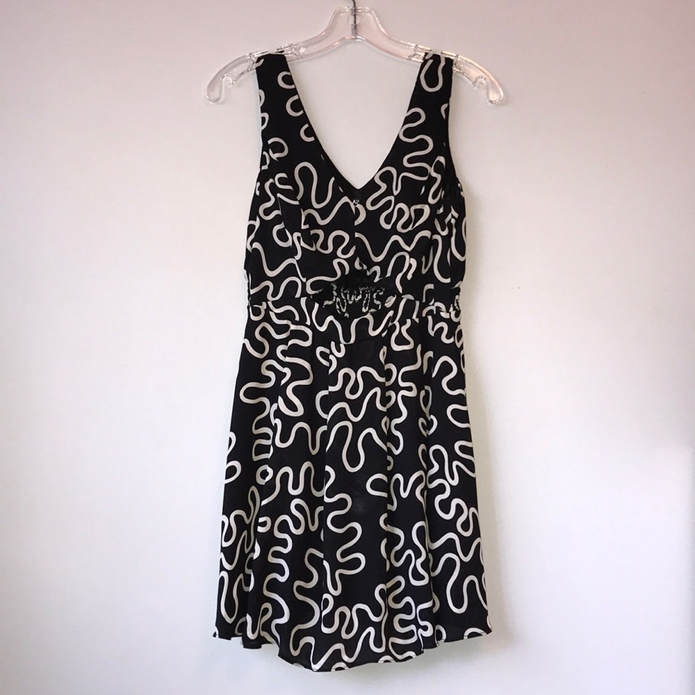 Alt. B Black Geometric Dress